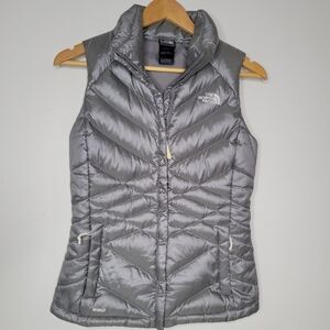 The North Face Puffer Vest 550 Fill Gray Full Zip Up Women XS Goose Down